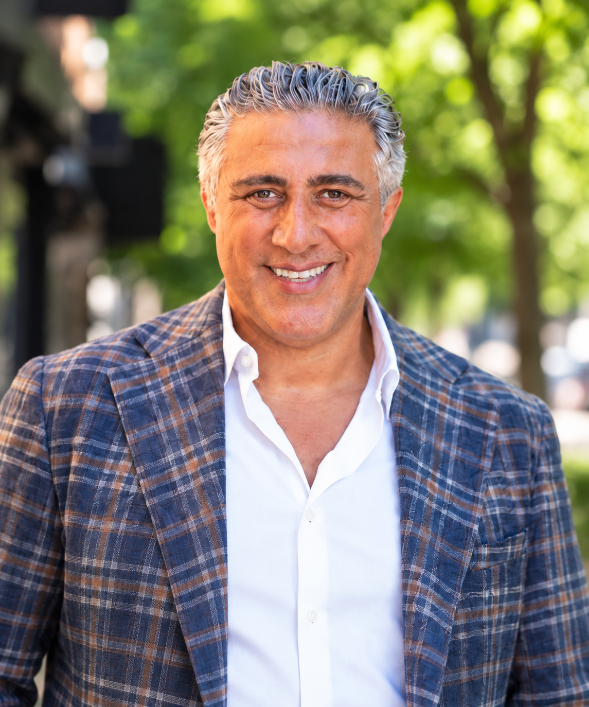 Dr. Moise Nawlo